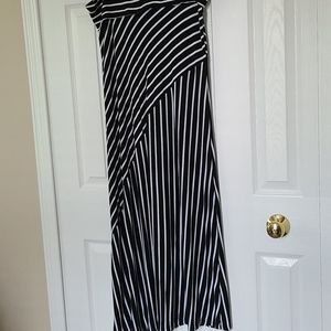 Black and White Maxi skirt
